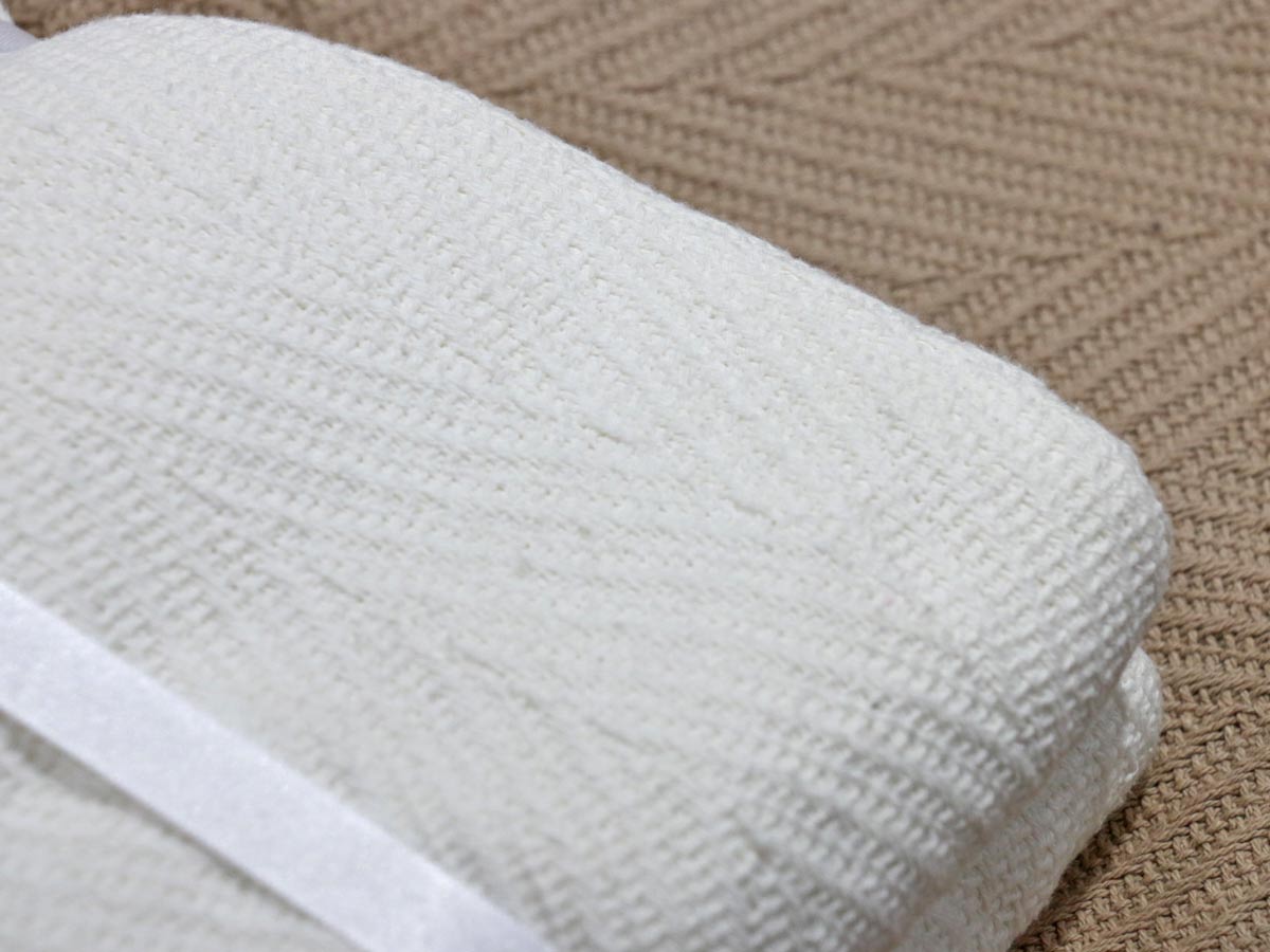 herringbone design blanket white