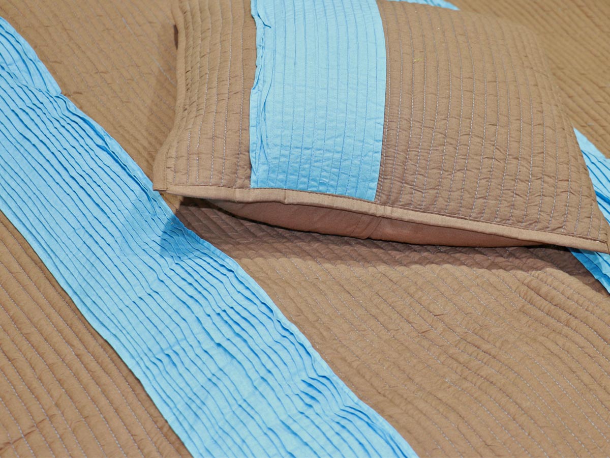 carlo blue pleated quilt 170x220 cm with one cushion cover