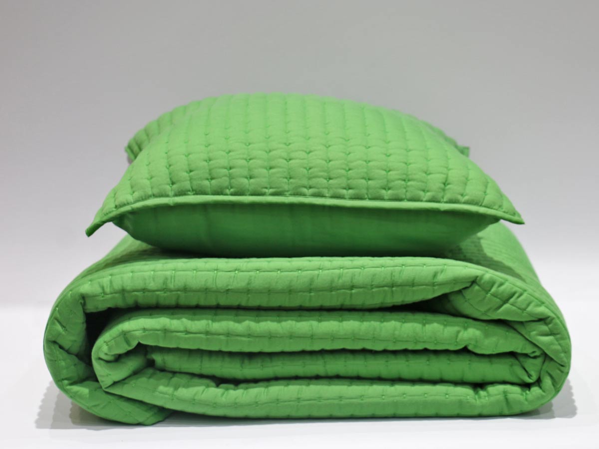 stitched soft green quilt 220x240 cm with two cushion covers