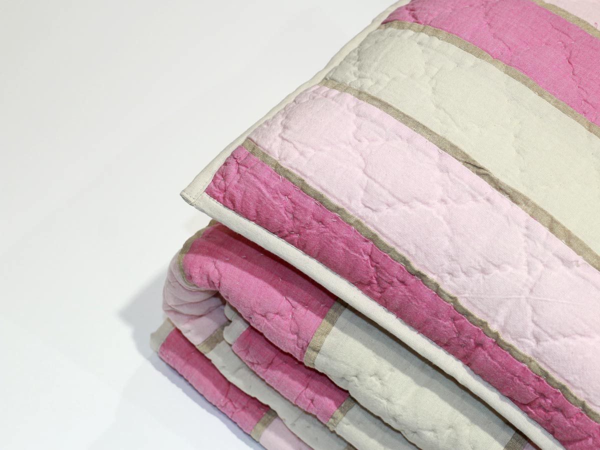 linen quilt in pink with design 190x220 cm with one cushion cover