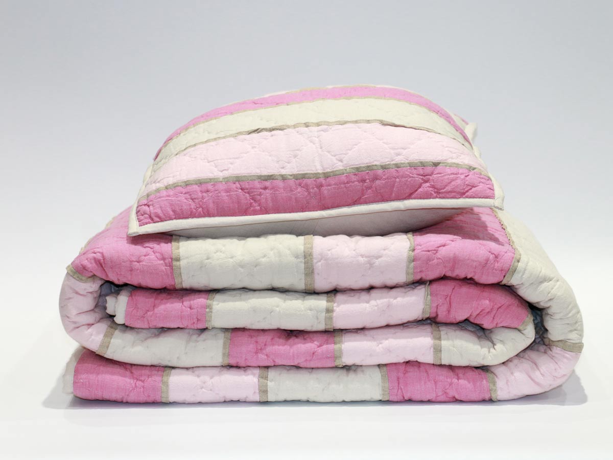 linen quilt in pink with design 190x220 cm with one cushion cover