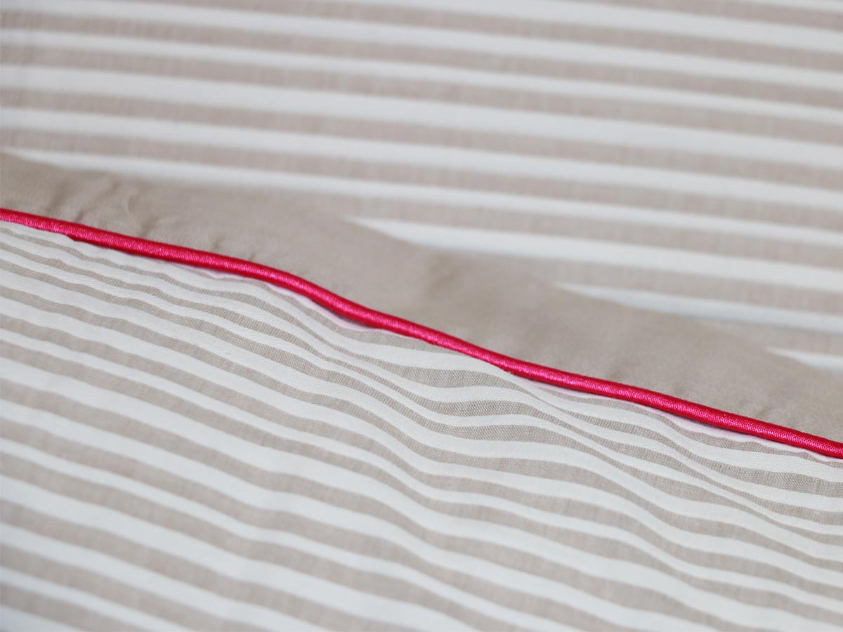 fuchsia pleated bed set queen 100% cotton with two pillow covers