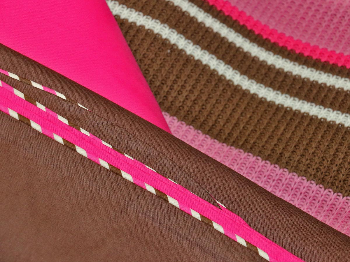 single knitted blanket set brown fuschia