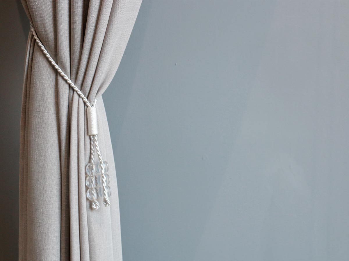 tansparent balls curtain accessories