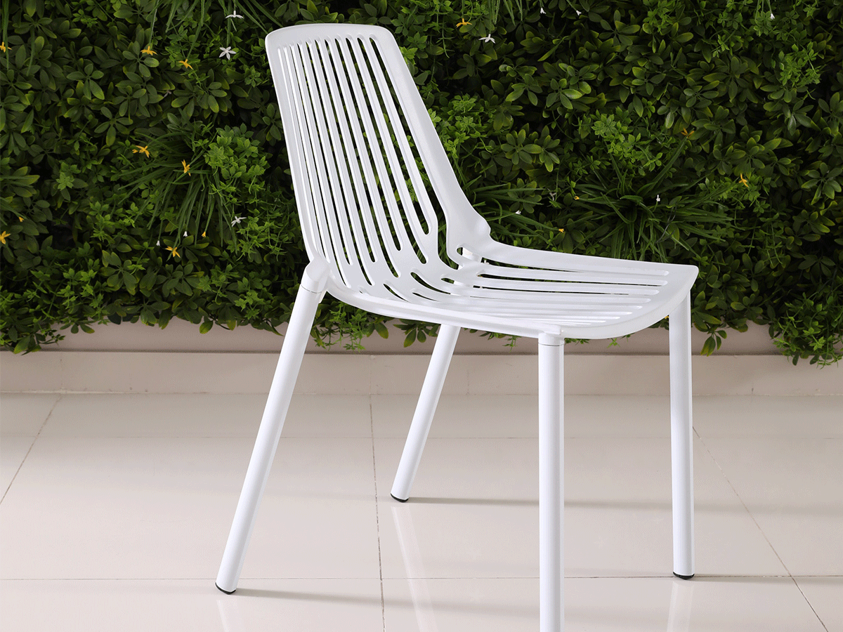white aluminum chair