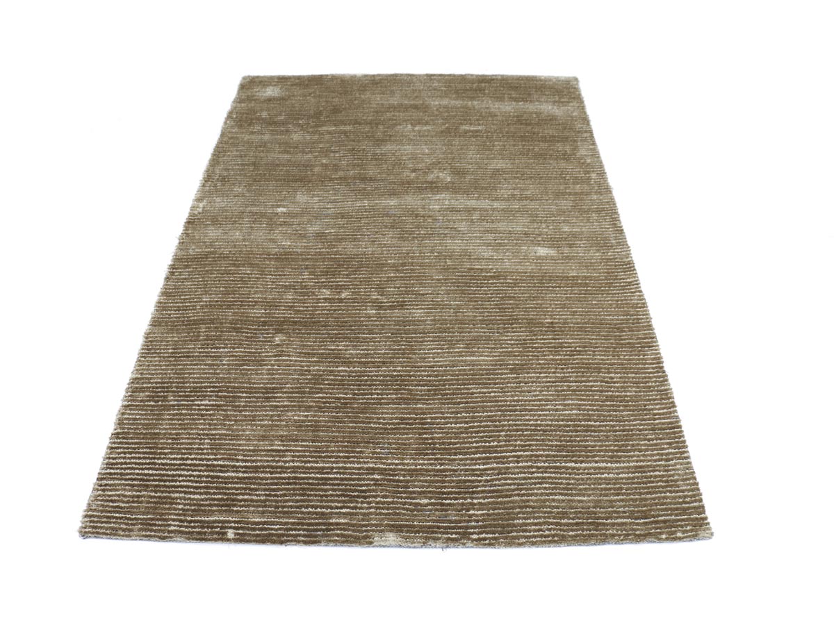 thick loop rug in sand 160x230 cm