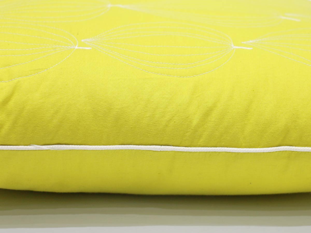 ultra green cushion 45x45 cm