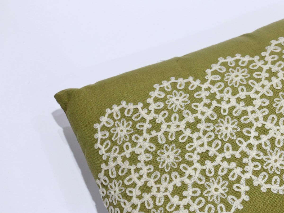 artisanal cushion beige 30x60 cm