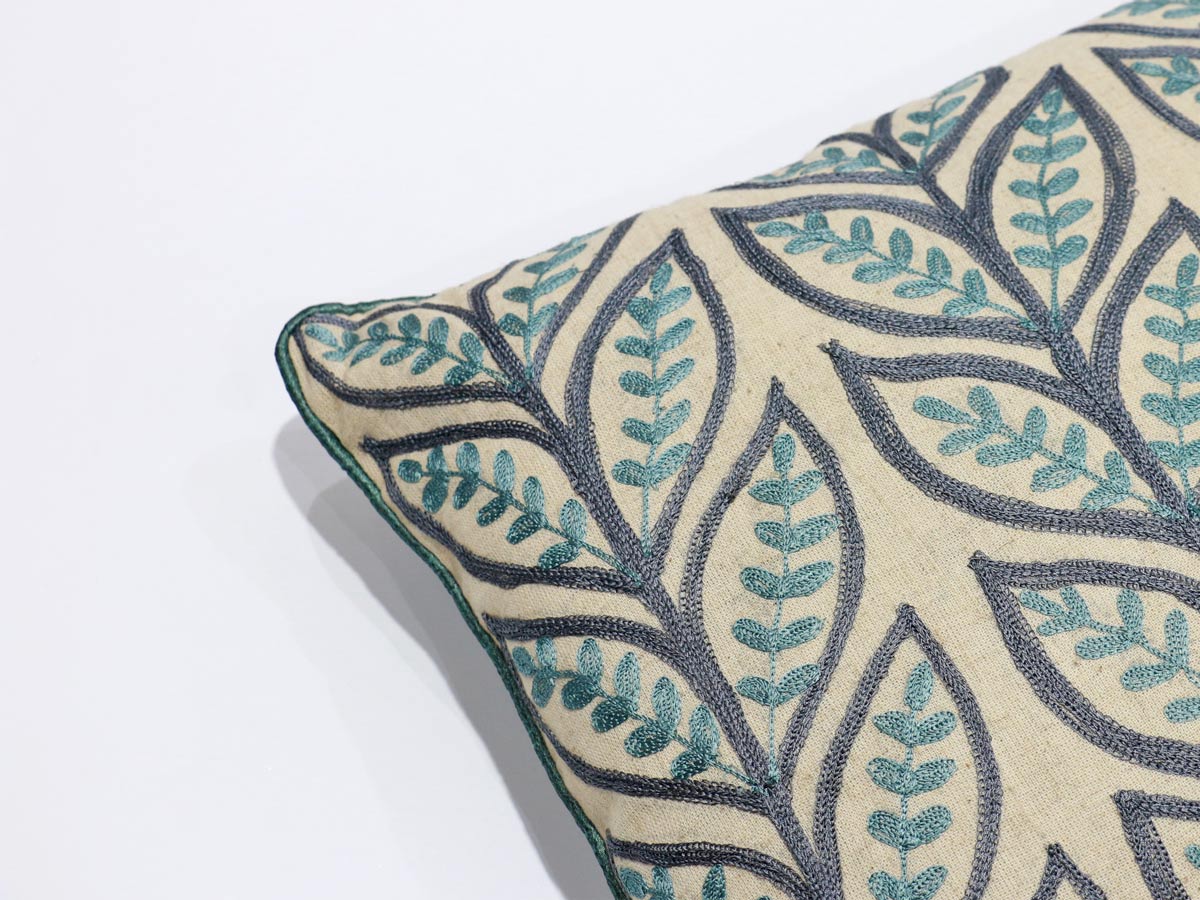 blue leaves cushion 40x40 cm