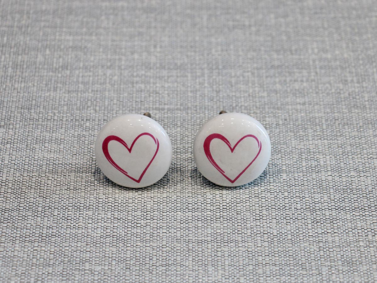 ceramic door knob with pink heart (1pc)