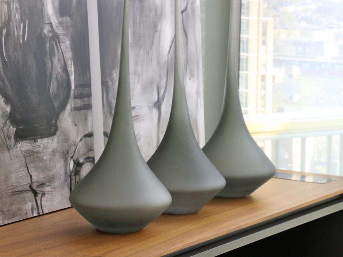 grey belly vase 59cm