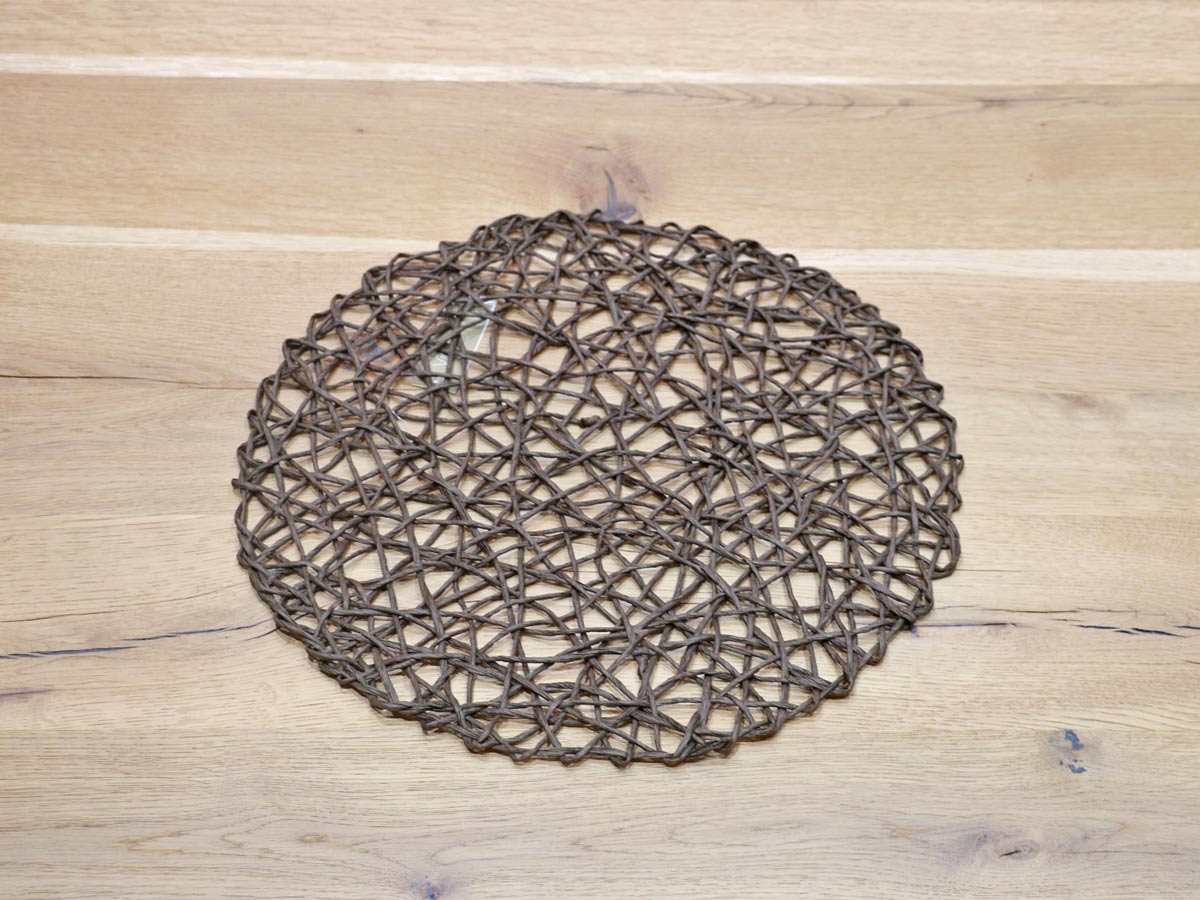 round placemat brown