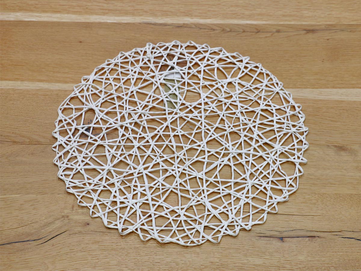 round placemat white