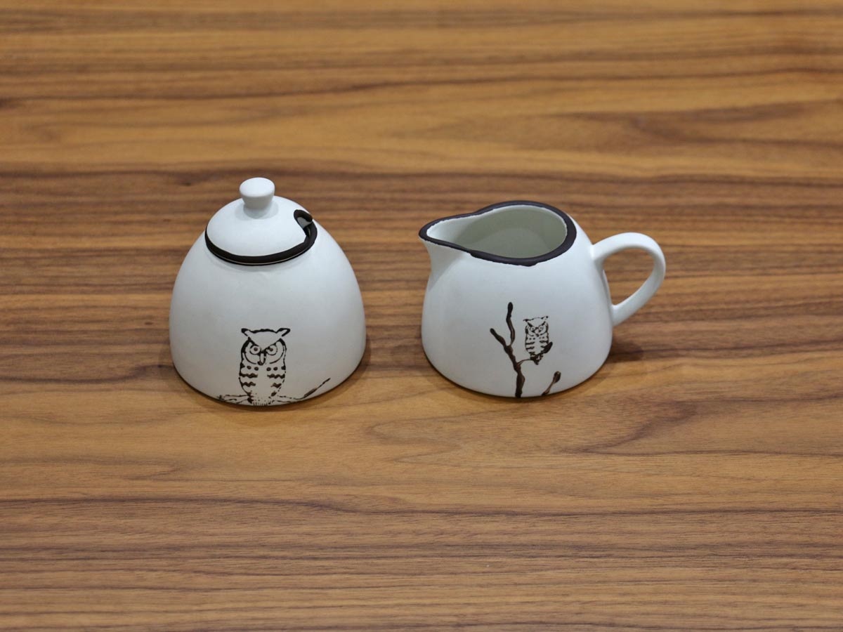 owl design sugar pot