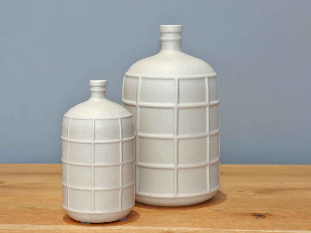 square patterned large vase