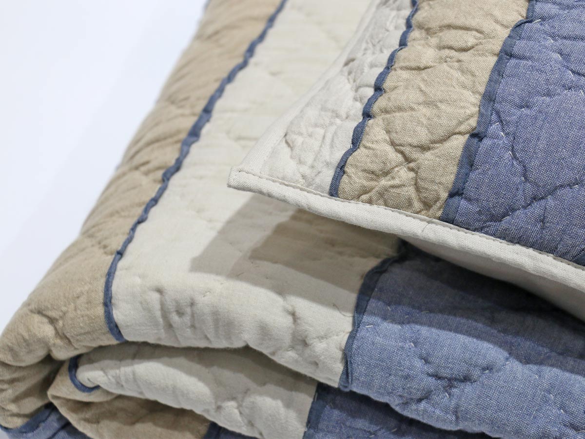 linen quilt in blue with design 190x220 cm with one cushion cover