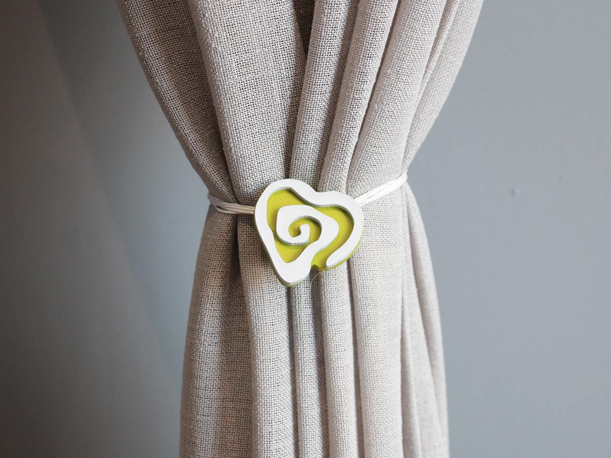 green magnet curtain tie
