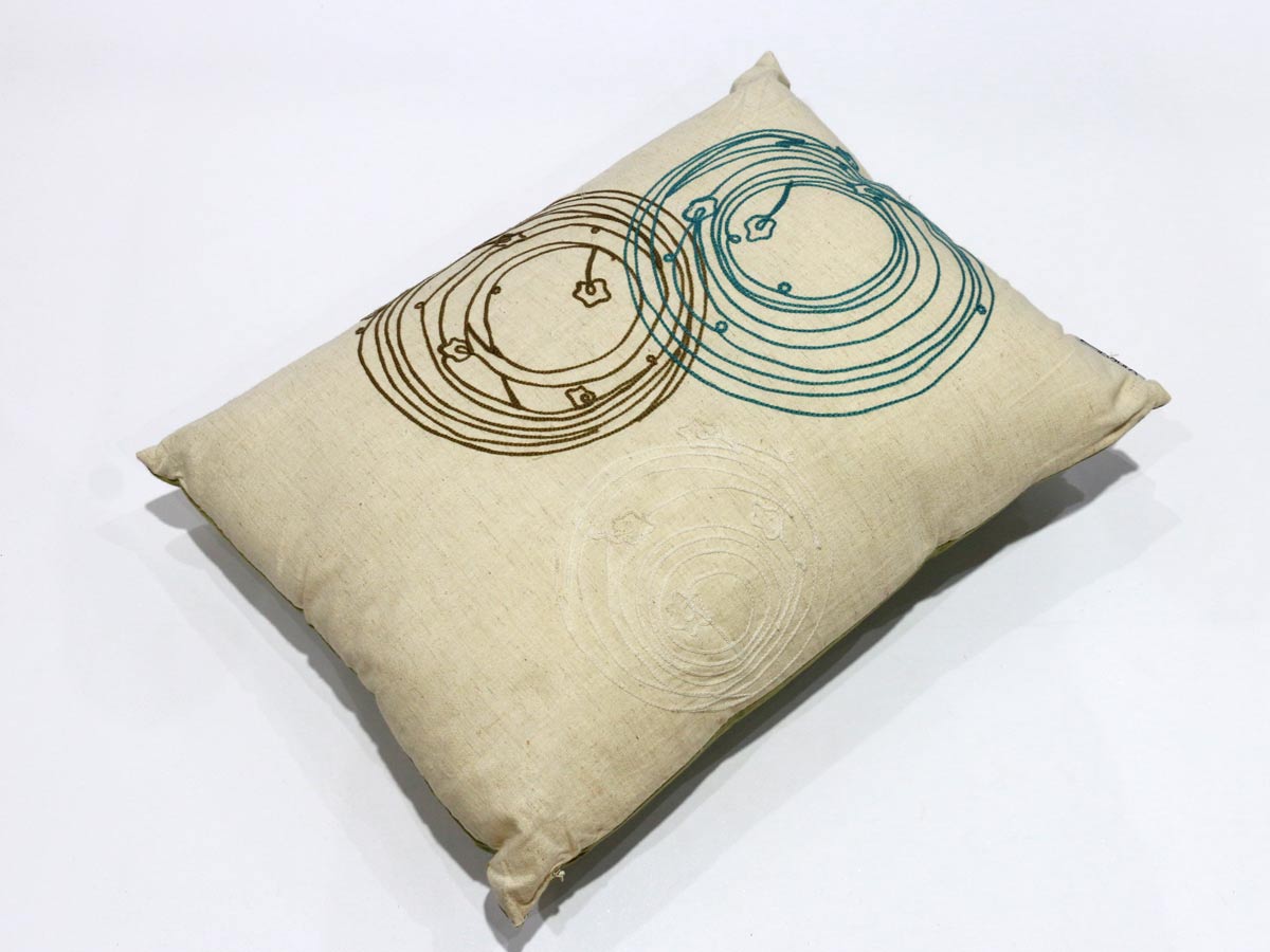 cushion with circle design blue 35x45 cm