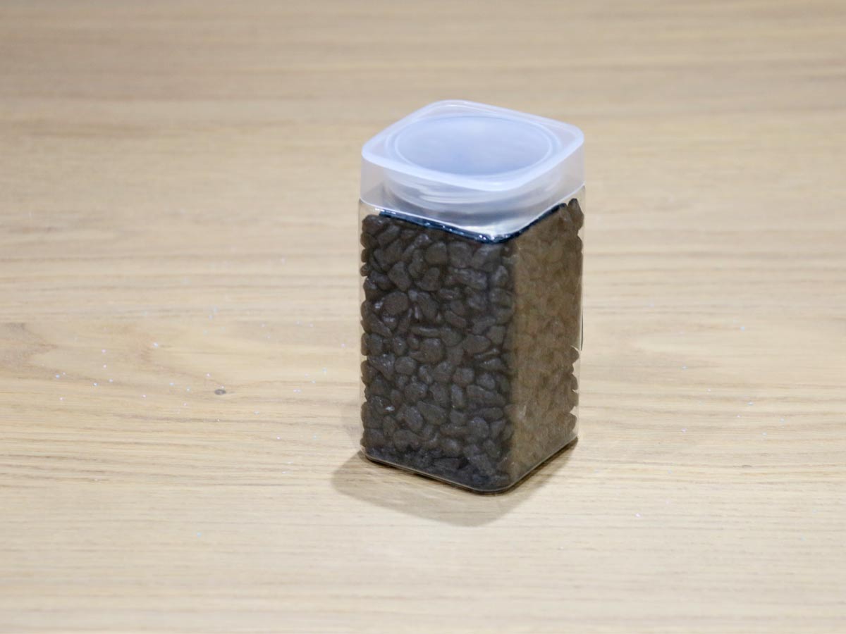 black pebbles 650g/jar