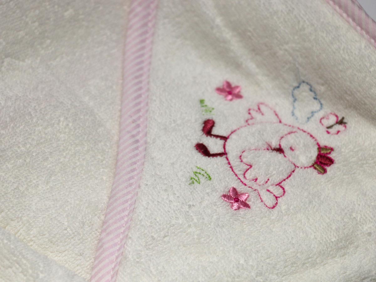 baby embroidery pink bathroom set
