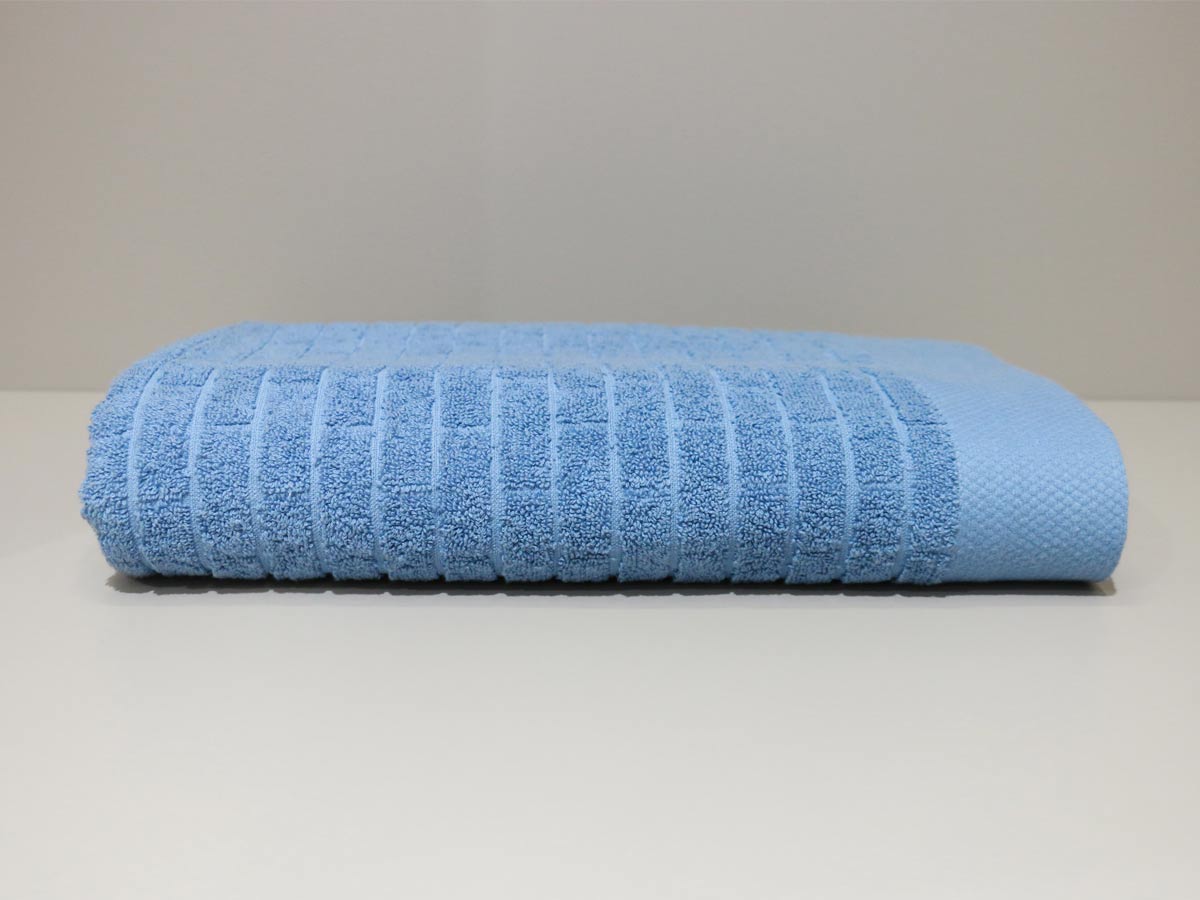 textured towel blue 70x140cm