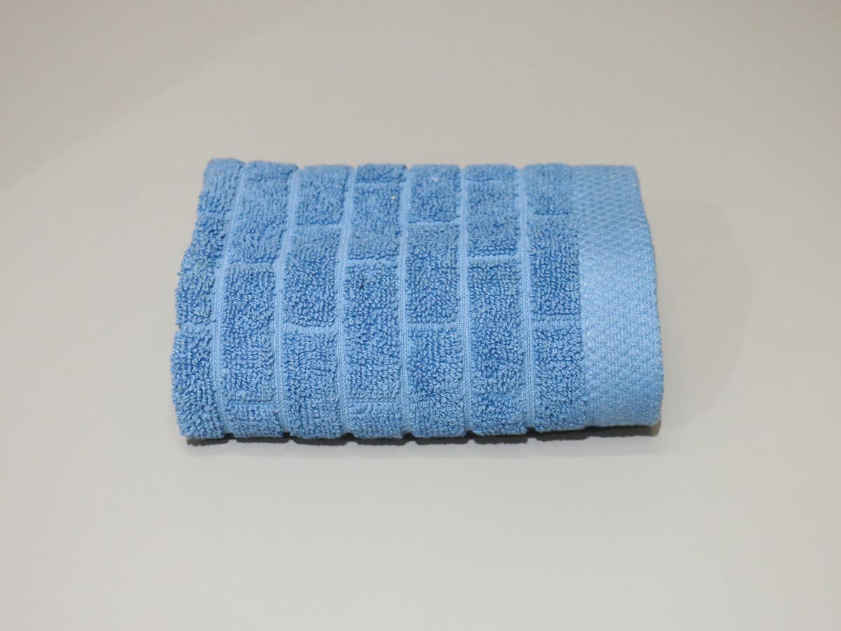 textured towel blue 33x33cm