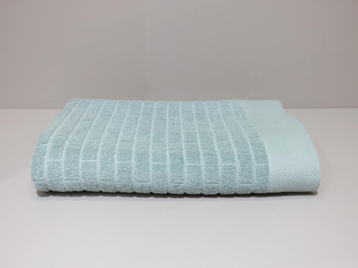 textured towel aqua 70x140cm
