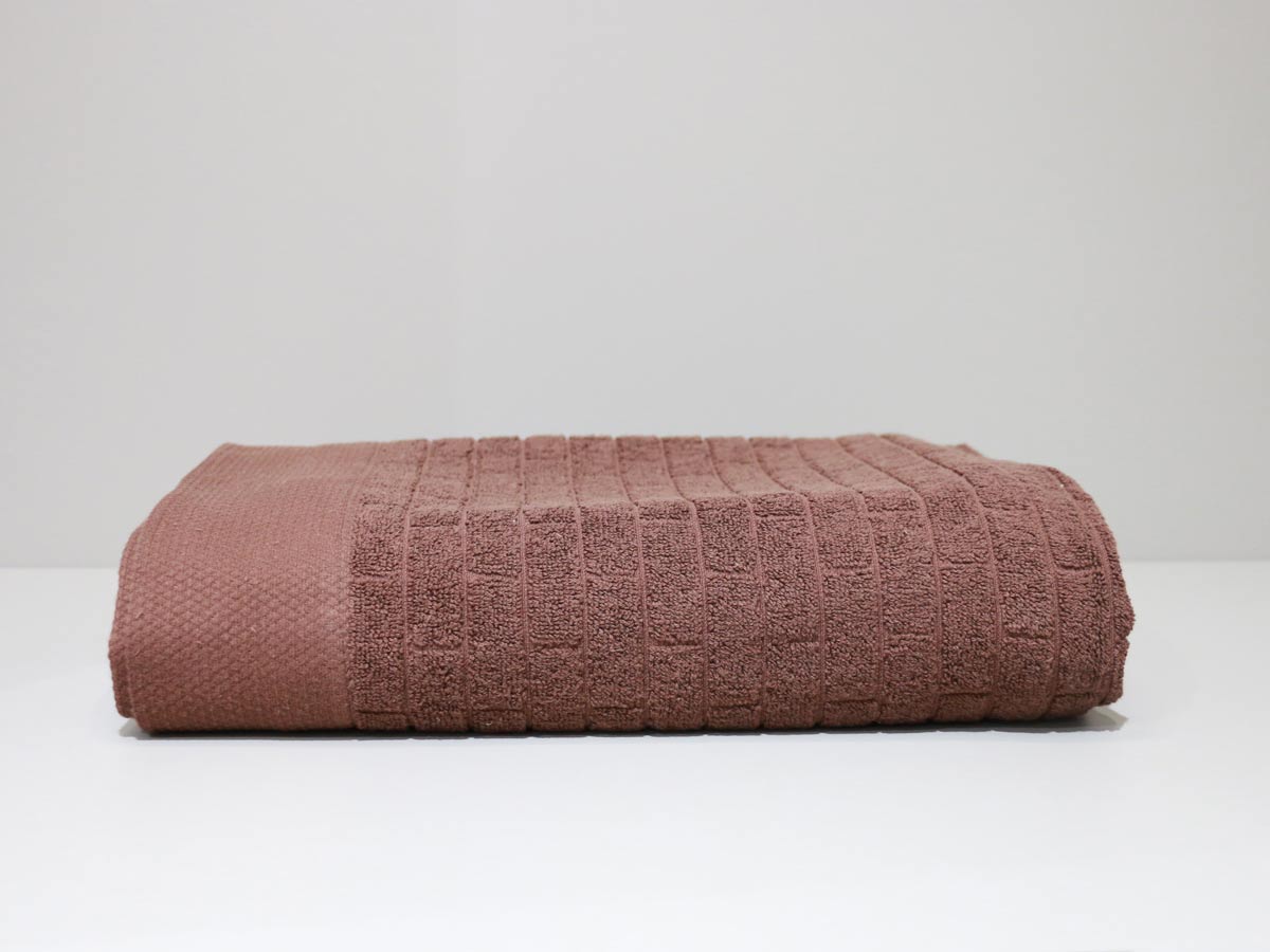 textured towel brown 70x140cm
