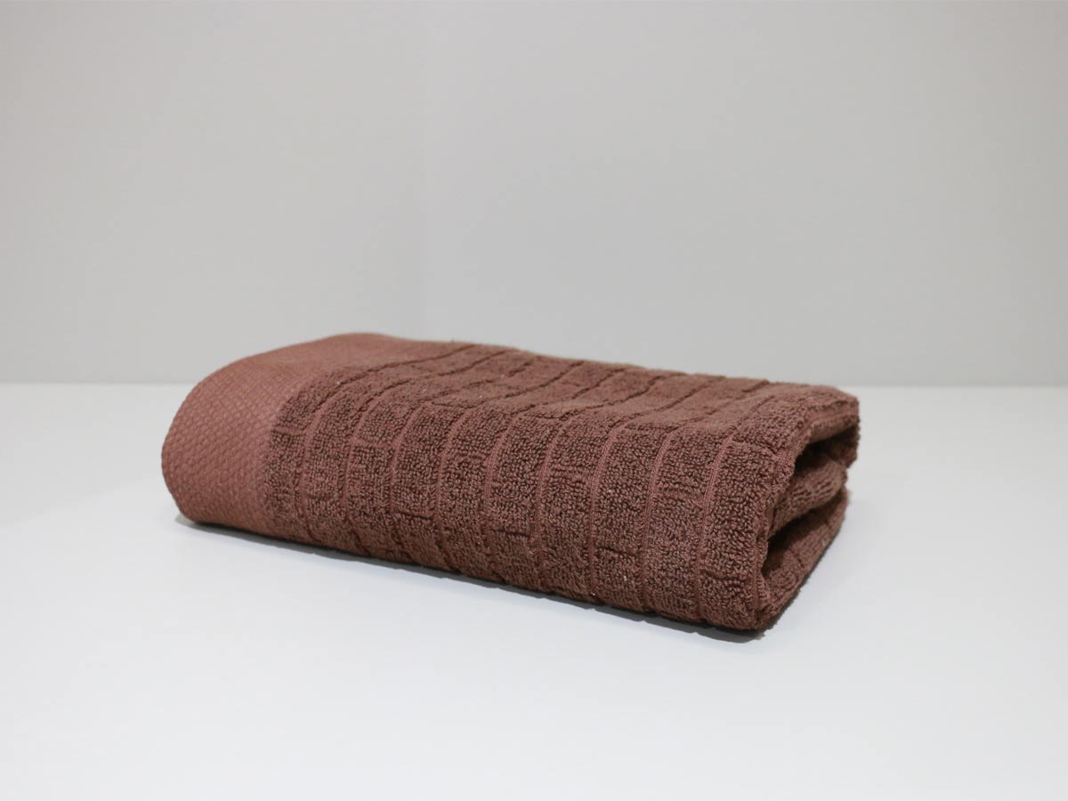 textured towel brown 50x100cm