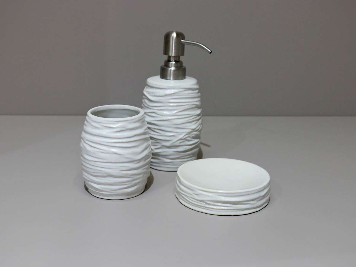 wire textured bathroom set white (set of 3)