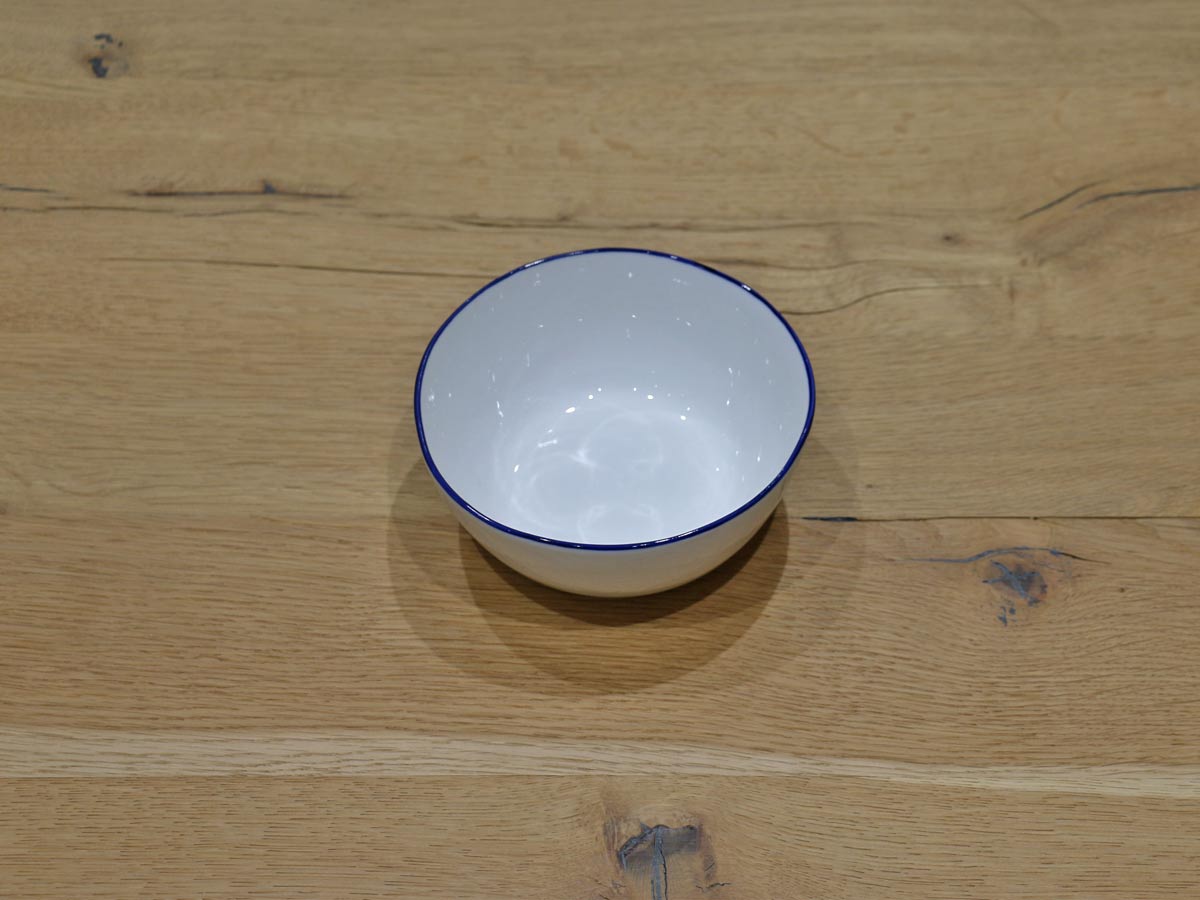 porcelain bowl with blue rim 14cm